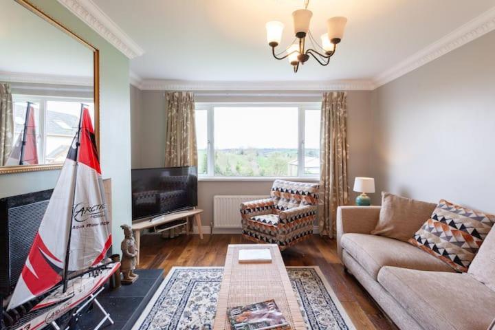 Acton  Charming Cottage 4 Bedroom מראה חיצוני תמונה